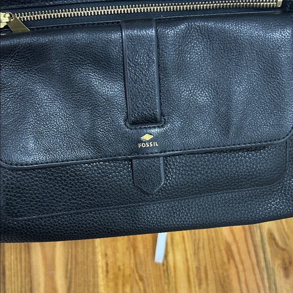 Fossil Black Crossbody Bag - Picture 2 of 6